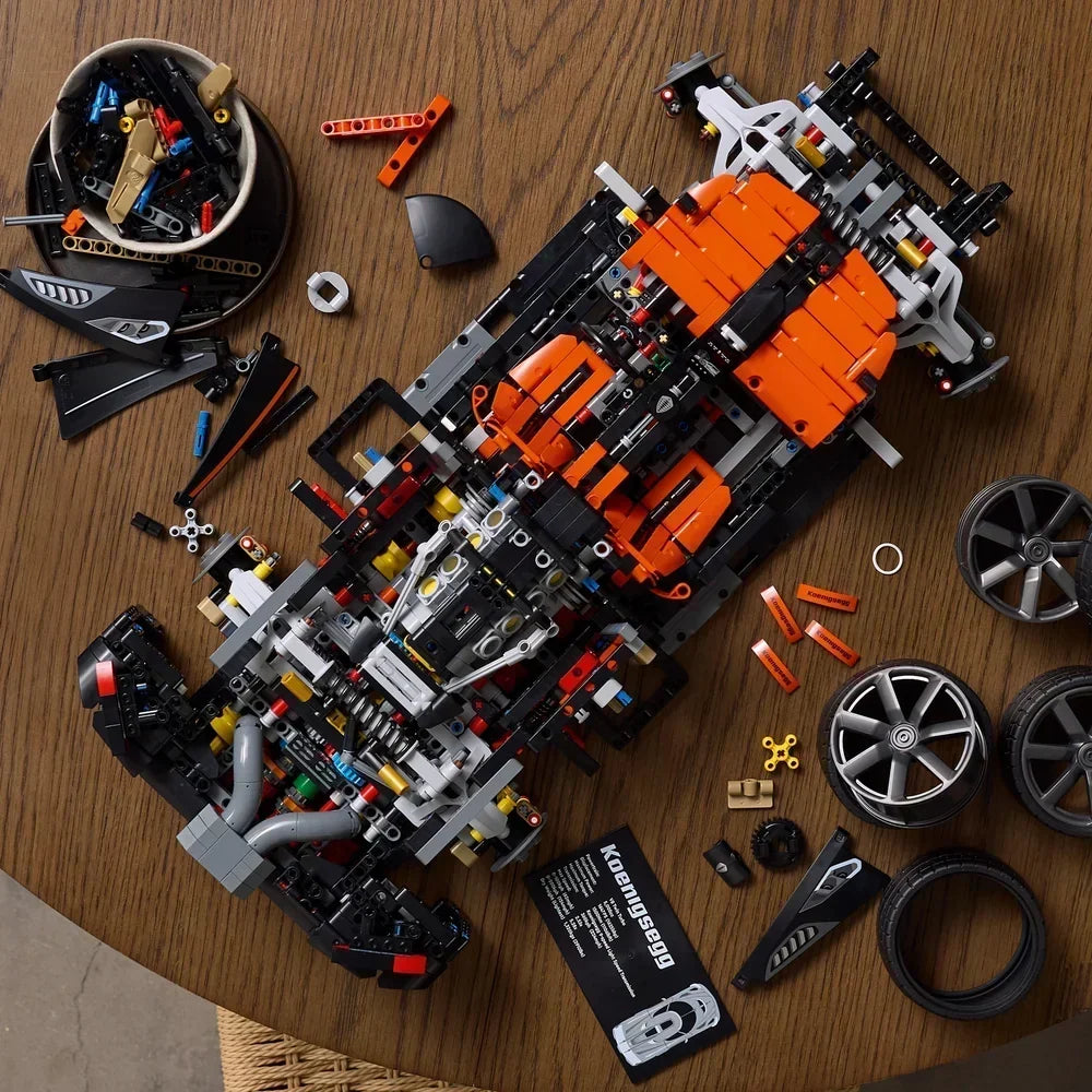 LEGO Technic - Koenigsegg Sadair's Spear megacar - 42232
